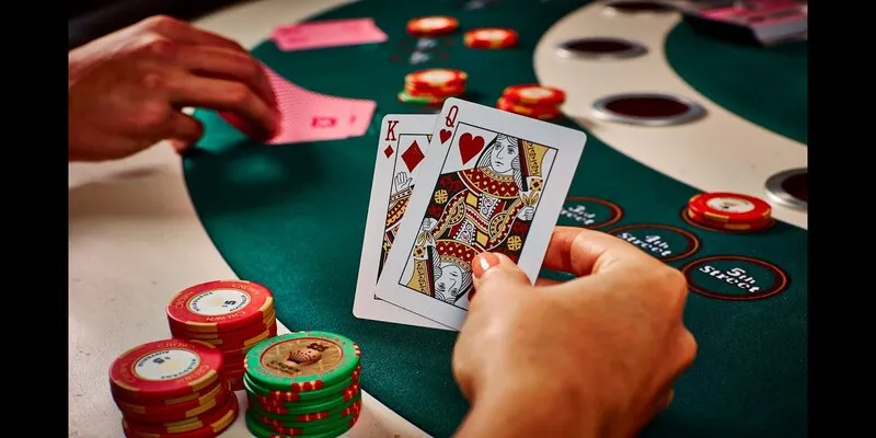 Điểm yếu và điểm mạnh khi áp dụng cách đánh gấp thếp Baccarat