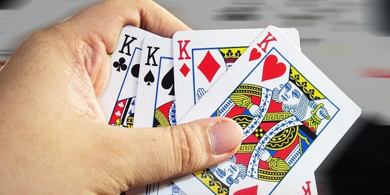 Tiến Lên đếm lá có những luật chơi cơ bản nào cần nhớ?